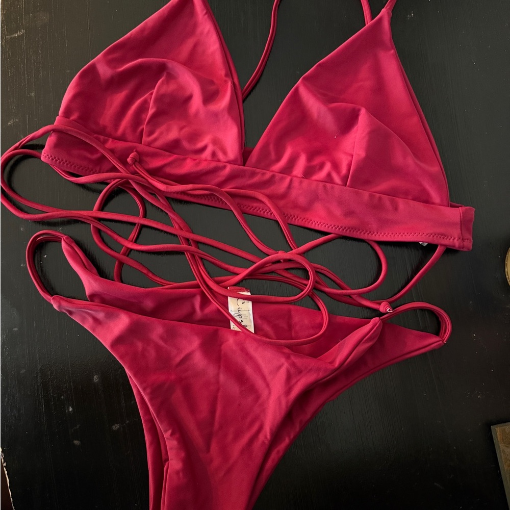 Cupshe Vibrant Red Swimwear